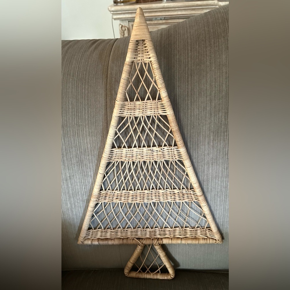Handmade Mid-Century Modern Woven Boho Natural Wicker Holiday Tree Jewelry Decor - Picture 2 of 8